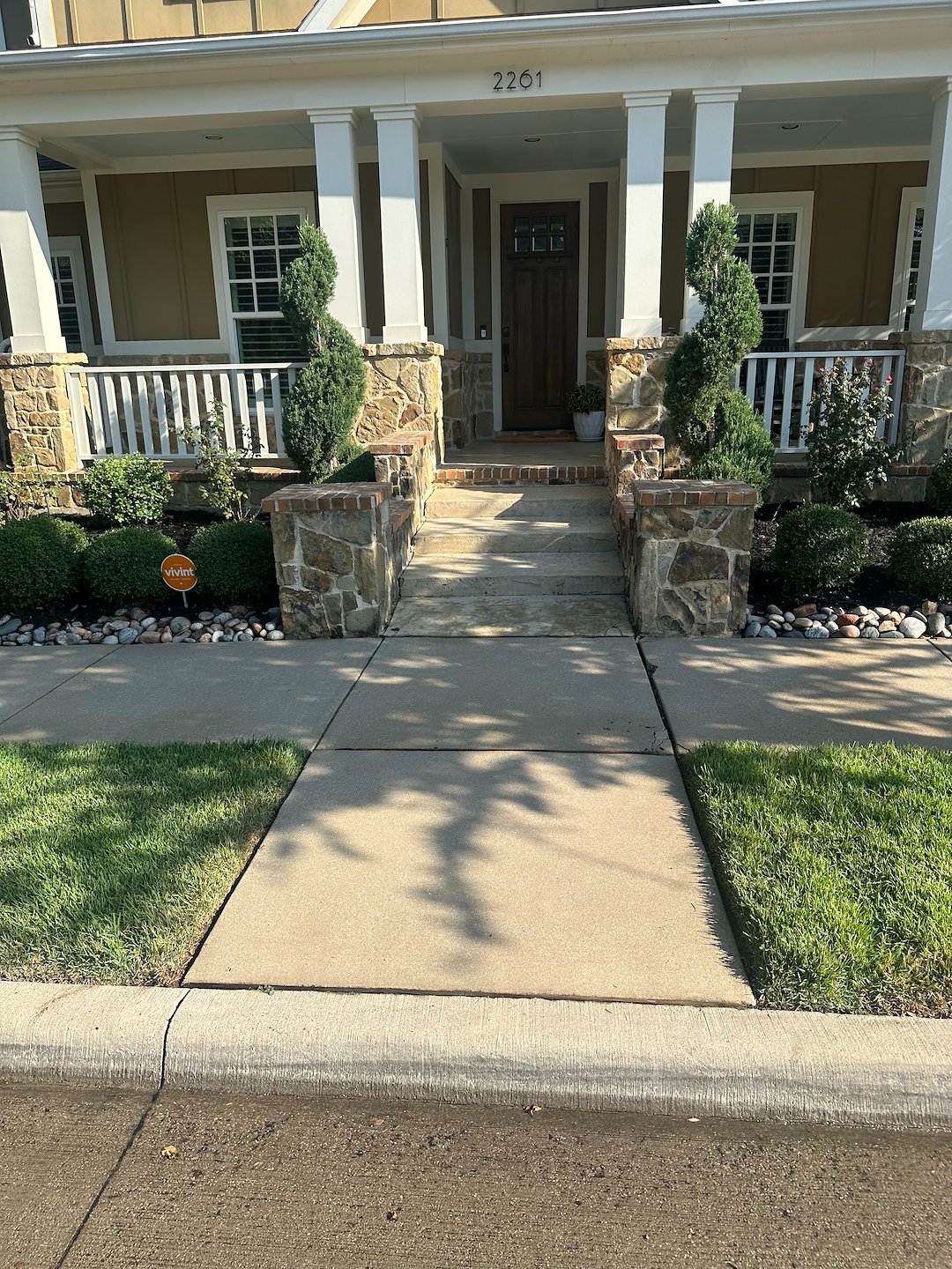 Exquisite Driveway & Sidewalk Washing in Carrollton, TX | J&M