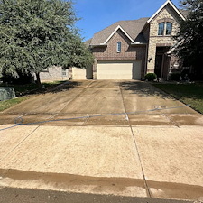 Professional-Driveway-Cleaning-in-Melissa-TX-JM-Superior-Pressure-Washing-Delivers-Exceptional-Results 1